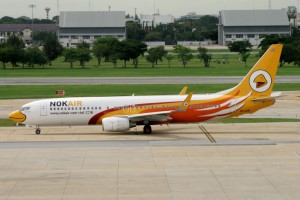 Don Muang Nok Air Boeing 737 800 HS-DBL June 2013